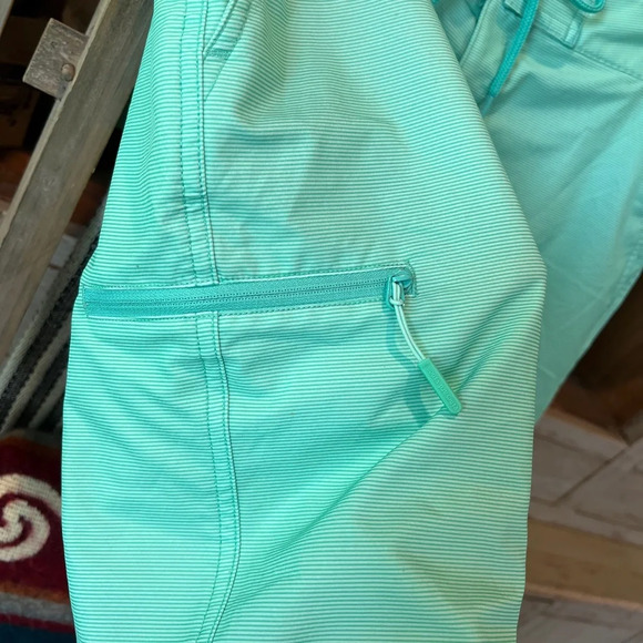 Vineyard Vines men’s performance board shorts size 33 - Picture 7 of 9